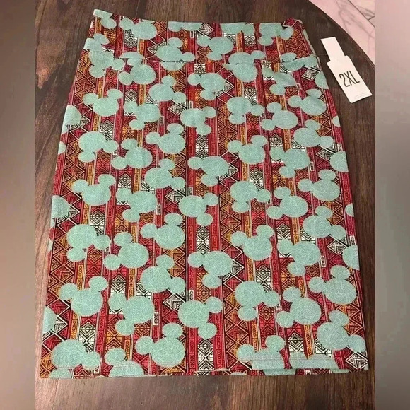 Disney LuLaRoe Mickey Mouse Aztec Pencil Skirt Vibrant Colorful‎ Pattern B56 - Picture 6 of 6